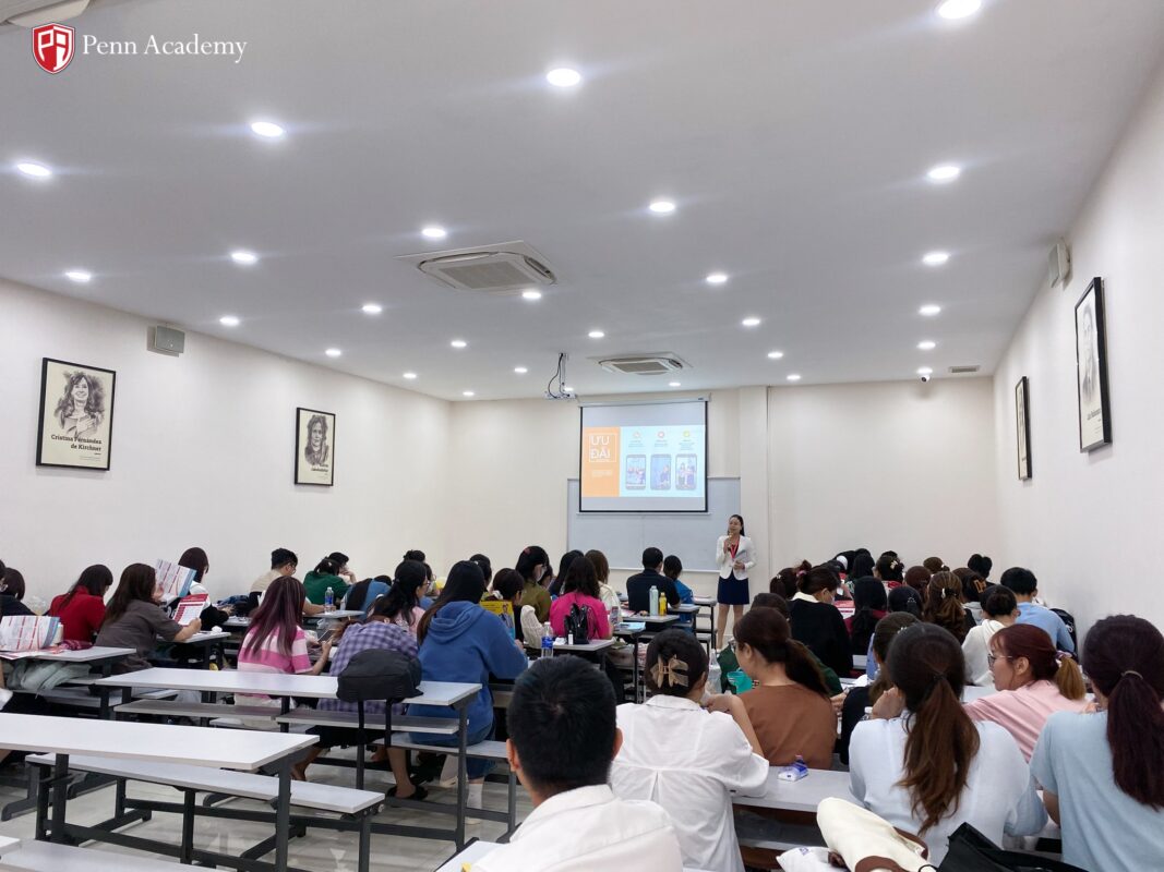 cung-nhin-lai-buoi-chia-se-thong-tin-khoa-hoc-ielts-den-cac-ban-sinh-vien